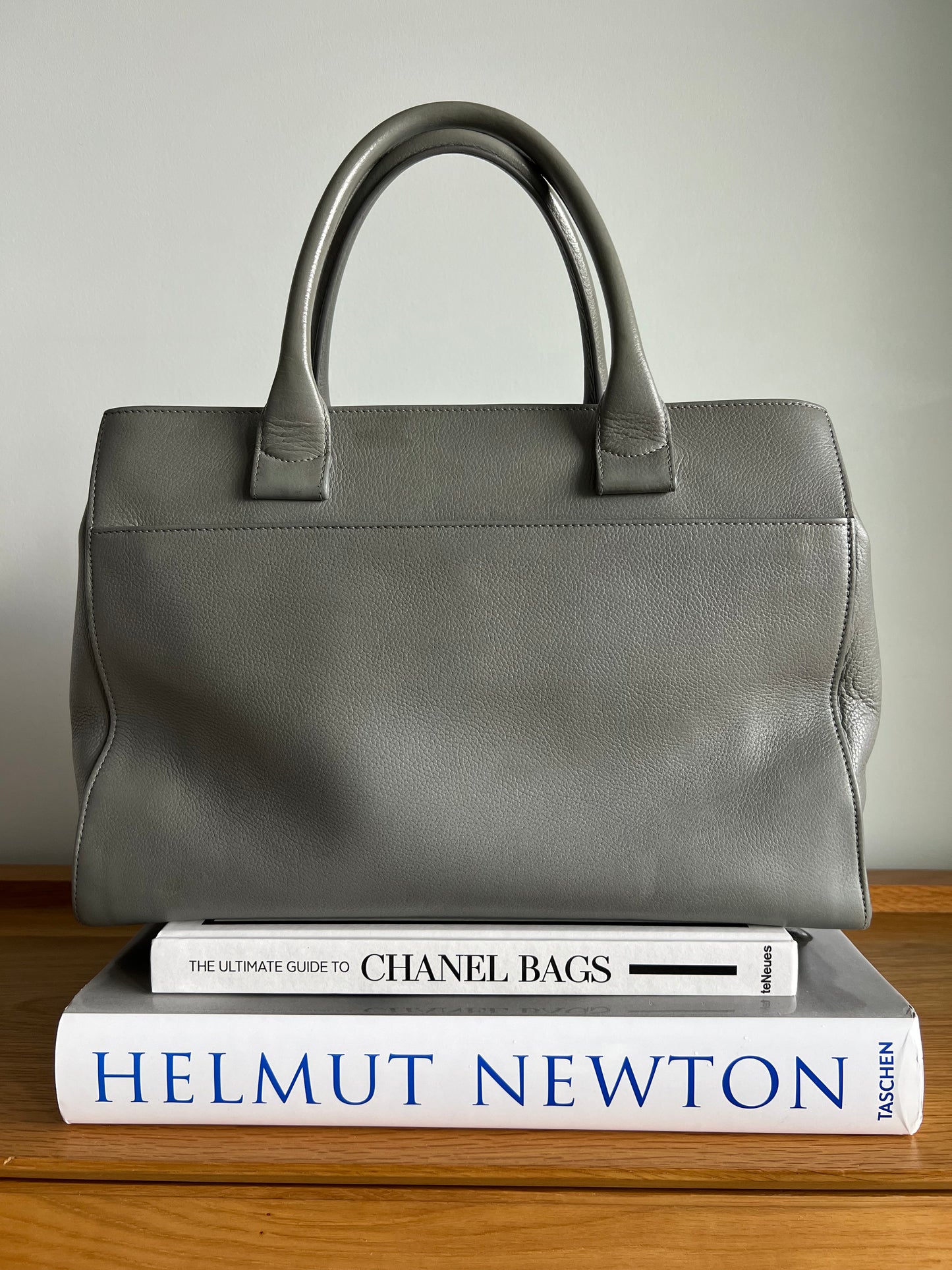 Chanel Neo Executive Tote in Grey 2017