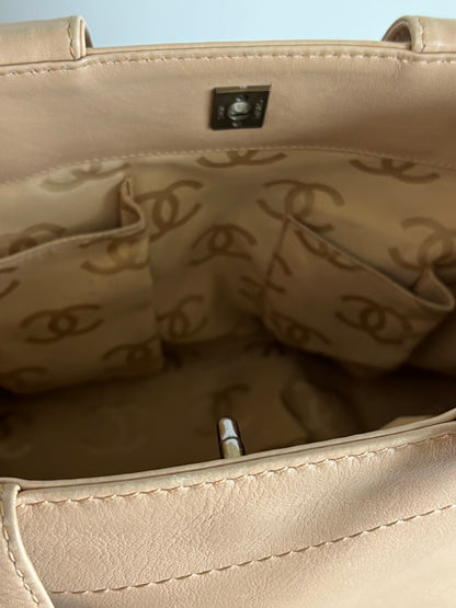 Chanel Vintage Small Cerf Two Way Tote Beige 2002-2004 7 Series