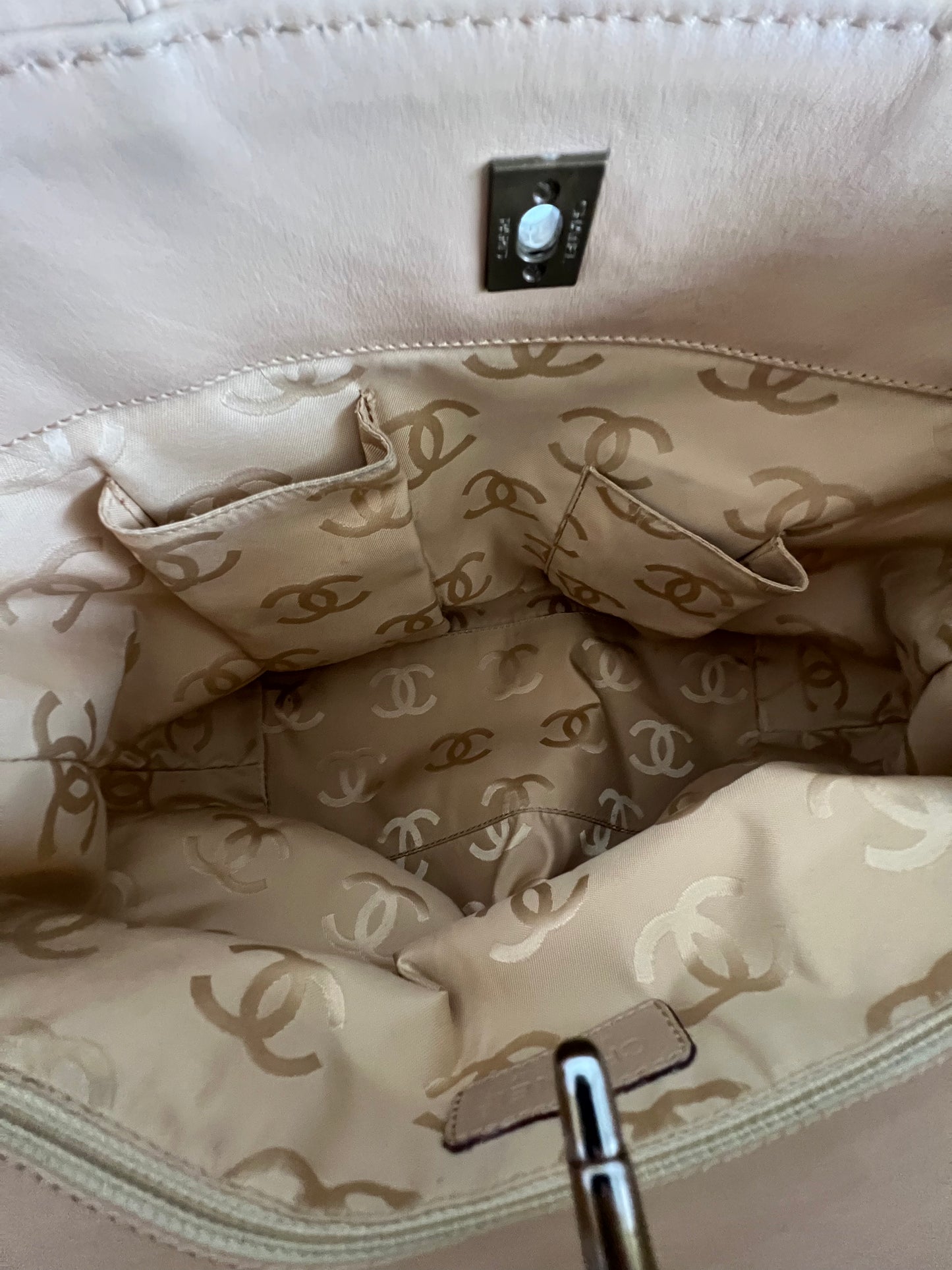 Chanel Vintage Small Cerf Two Way Tote Beige 2002-2004 7 Series