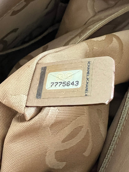 Chanel Vintage Small Cerf Two Way Tote Beige 2002-2004 7 Series