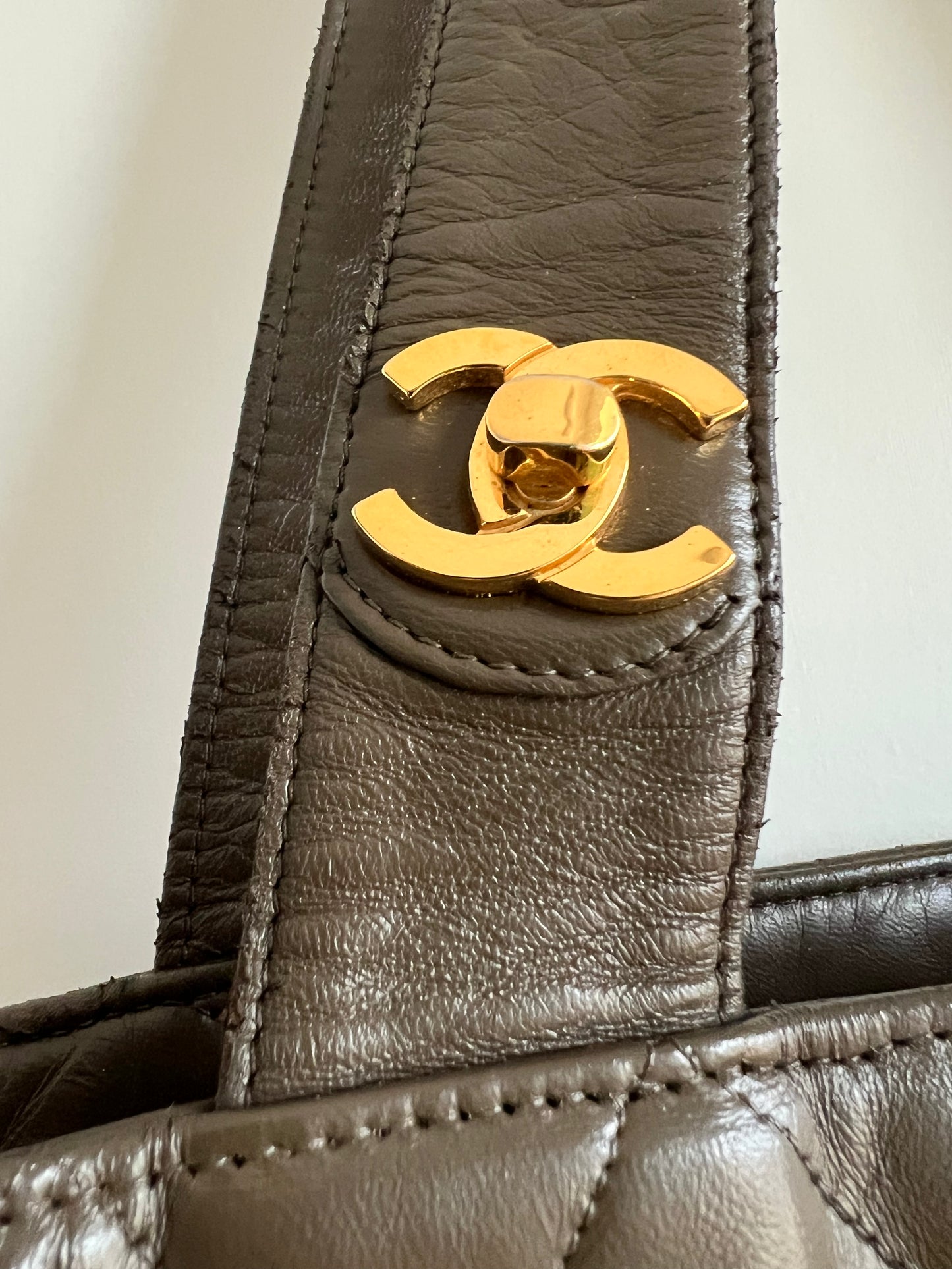 Chanel Vintage Matelasse Tote Bag Brown 3 series (retouched paint)