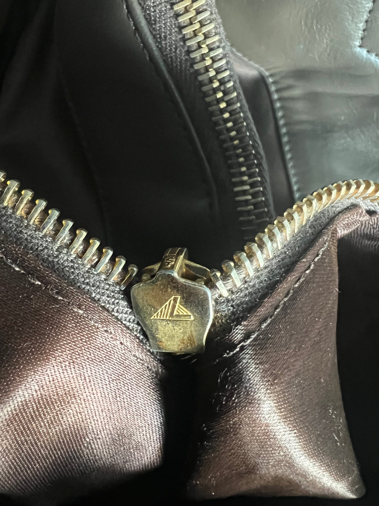 Chanel Vintage Matelasse Tote Bag Brown 3 series (retouched paint)