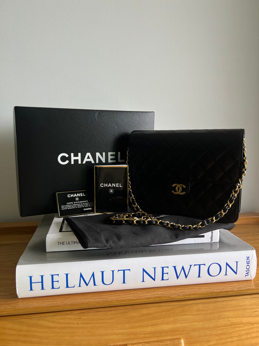 Chanel Matelasse Medium Single Flap Push Lock Series 5 - Full Box Set