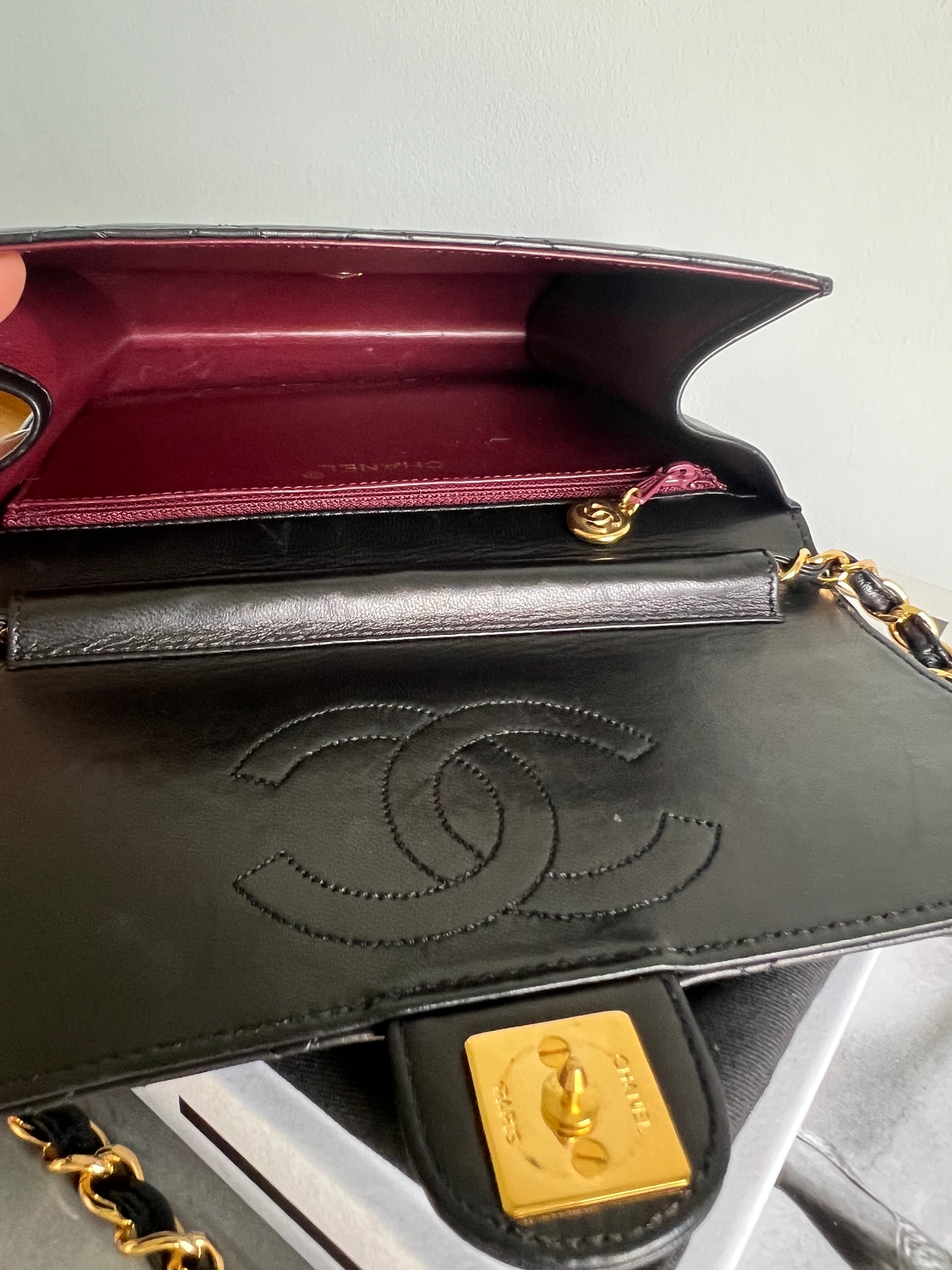 Chanel Matelasse Medium Single Flap Push Lock Series 5 - Full Box Set