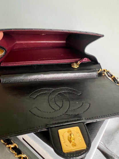 Chanel Matelasse Medium Single Flap Push Lock Series 5 - Full Box Set