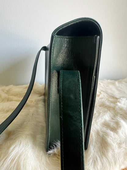 Gucci Shoulder Cross Body Green Box Trapezoid Leather Vintage Bag