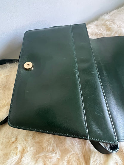 Gucci Shoulder Cross Body Green Box Trapezoid Leather Vintage Bag
