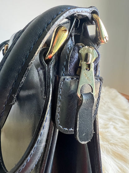 Gucci Round Logo Shoulder Bag - Navy Blue Box Leather