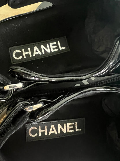 Chanel Shiny Calf Skin Dad Sandals with Crystals Size 38 New In Box