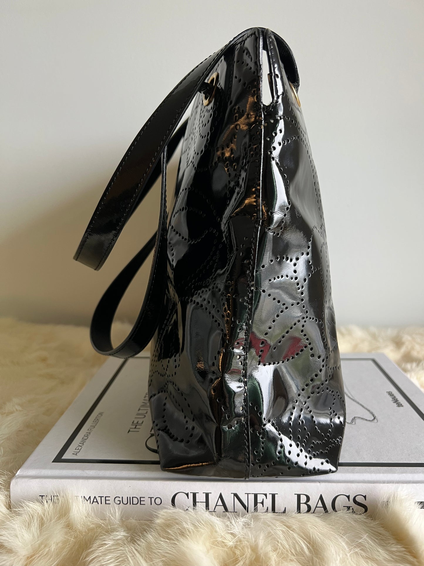 Chanel Camellia Black Patent Leather Tote 8 Series 2003-2004