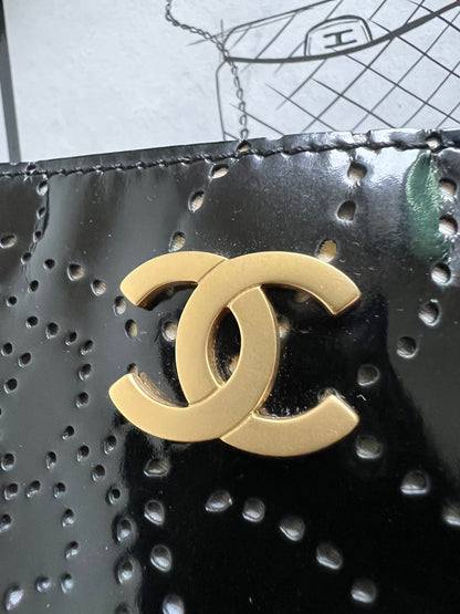 Chanel Camellia Black Patent Leather Tote 8 Series 2003-2004