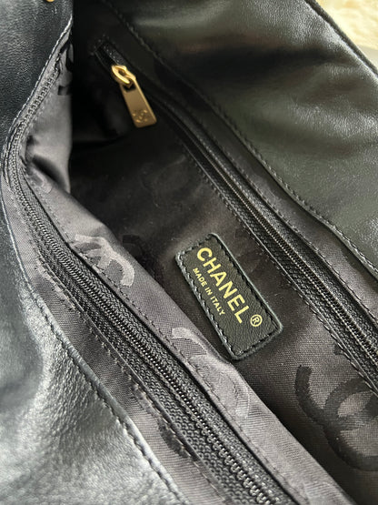 Chanel Camellia Black Patent Leather Tote 8 Series 2003-2004