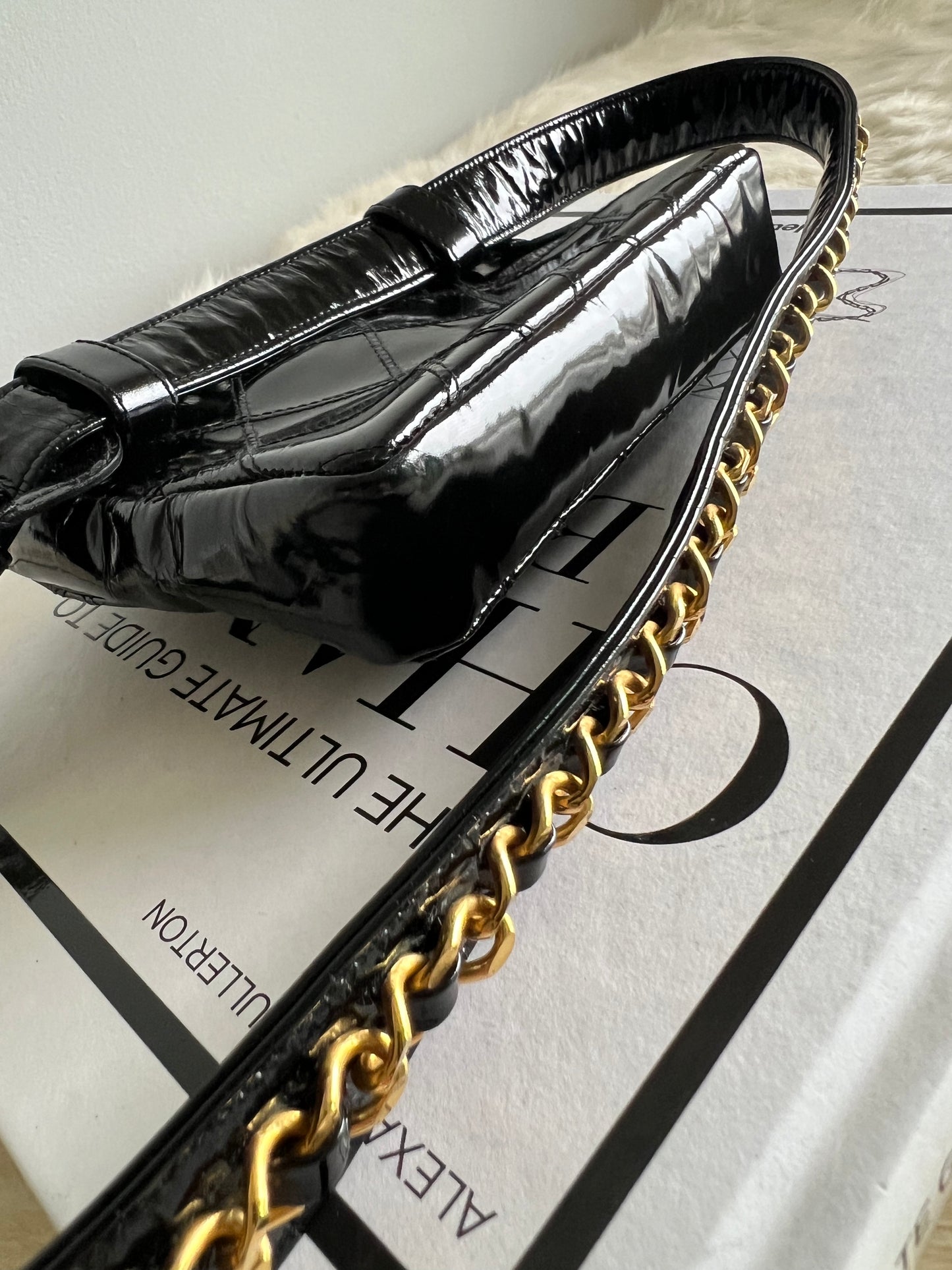 Chanel Patent Leather 1980s Belted Waist Pouch - Black