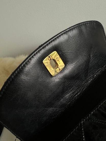 Chanel Patent Leather 1980s Belted Waist Pouch - Black