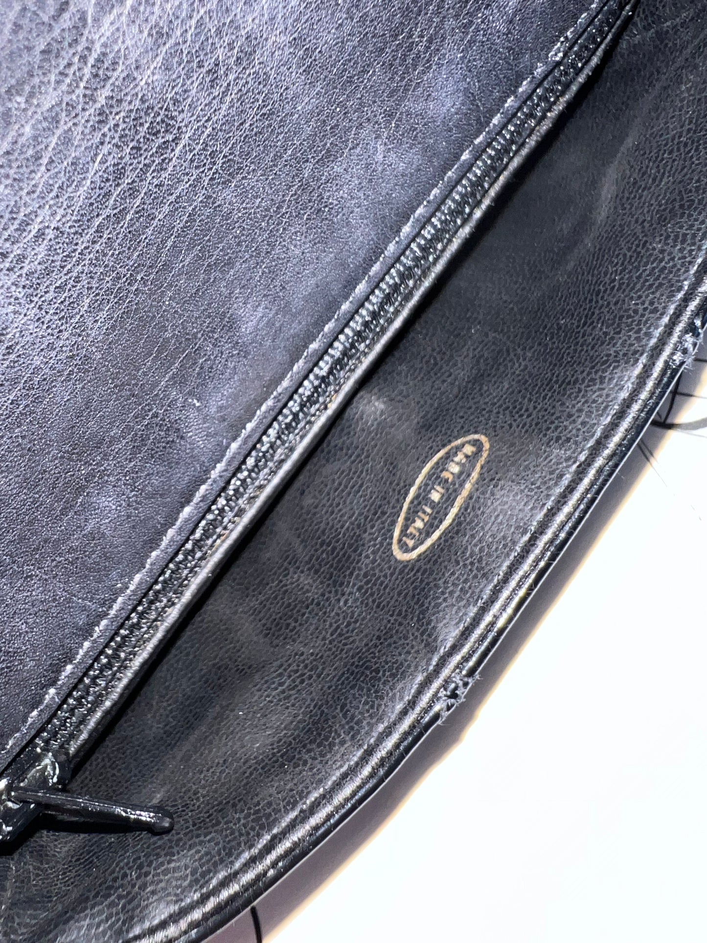 Chanel Patent Leather 1980s Belted Waist Pouch - Black