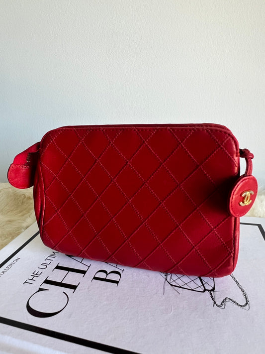 Chanel Diamond Quilted Lambskin Leather Pouch Bag