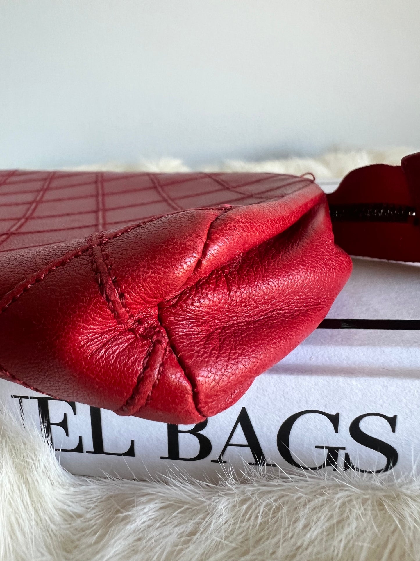 Chanel Diamond Quilted Lambskin Leather Pouch Bag