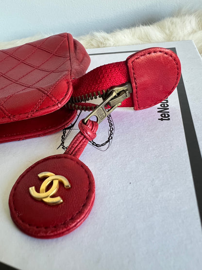Chanel Diamond Quilted Lambskin Leather Pouch Bag