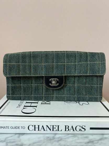 Chanel Chocolate Bar Chain Shoulder Bag in Denim with Ruthenium Hardware Series 6 RARE
