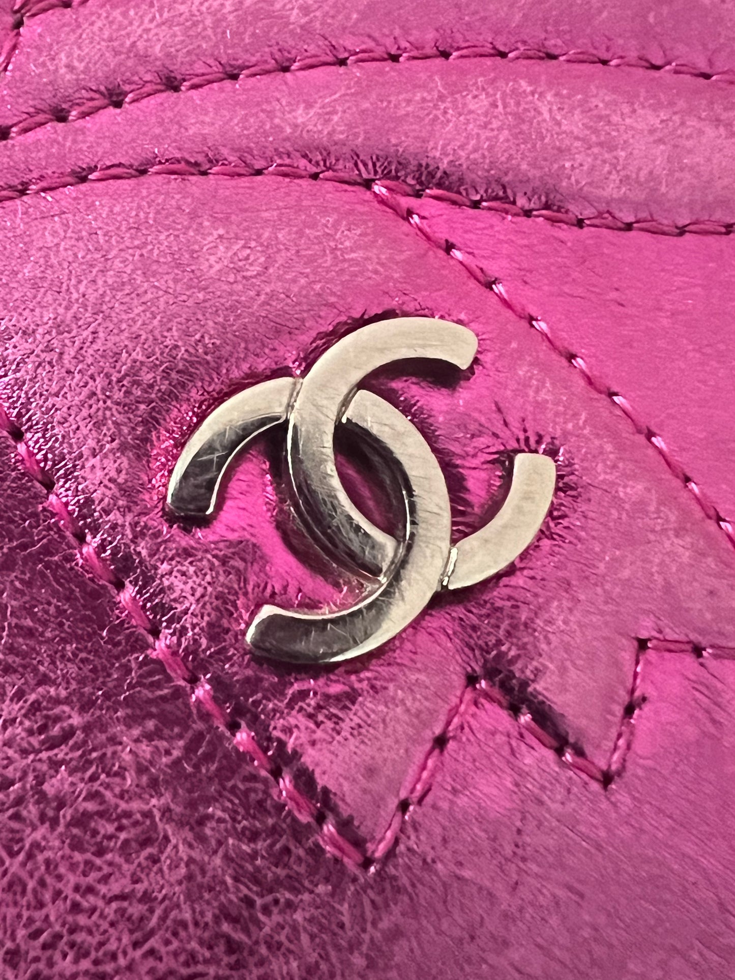 Chanel Metallic Fuchsia Treasure Bow Wallet 12 Series