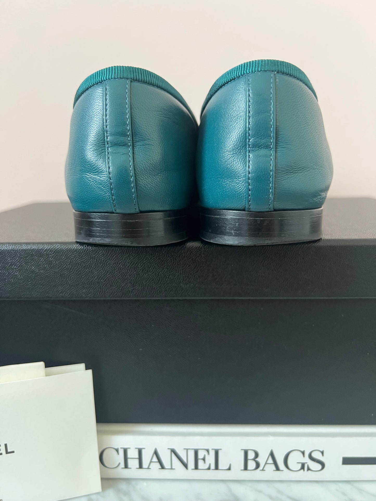 Chanel Limited Edition Cruise 2010 Teal Lambskin Ballet Flats Women's Size 38C